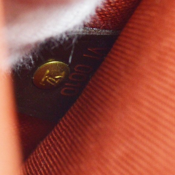 Louis Vuitton Damier Portobello Shoulder Bag - Picture 6 of 9